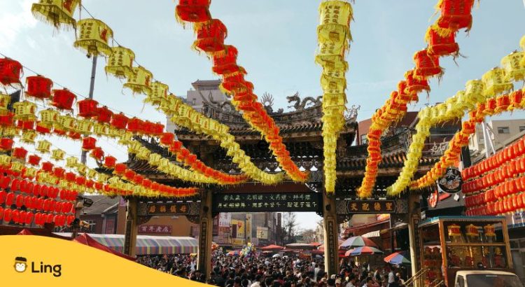 Cultural Shock: Ancient Vietnamese Traditions Making a Modern Comeback!